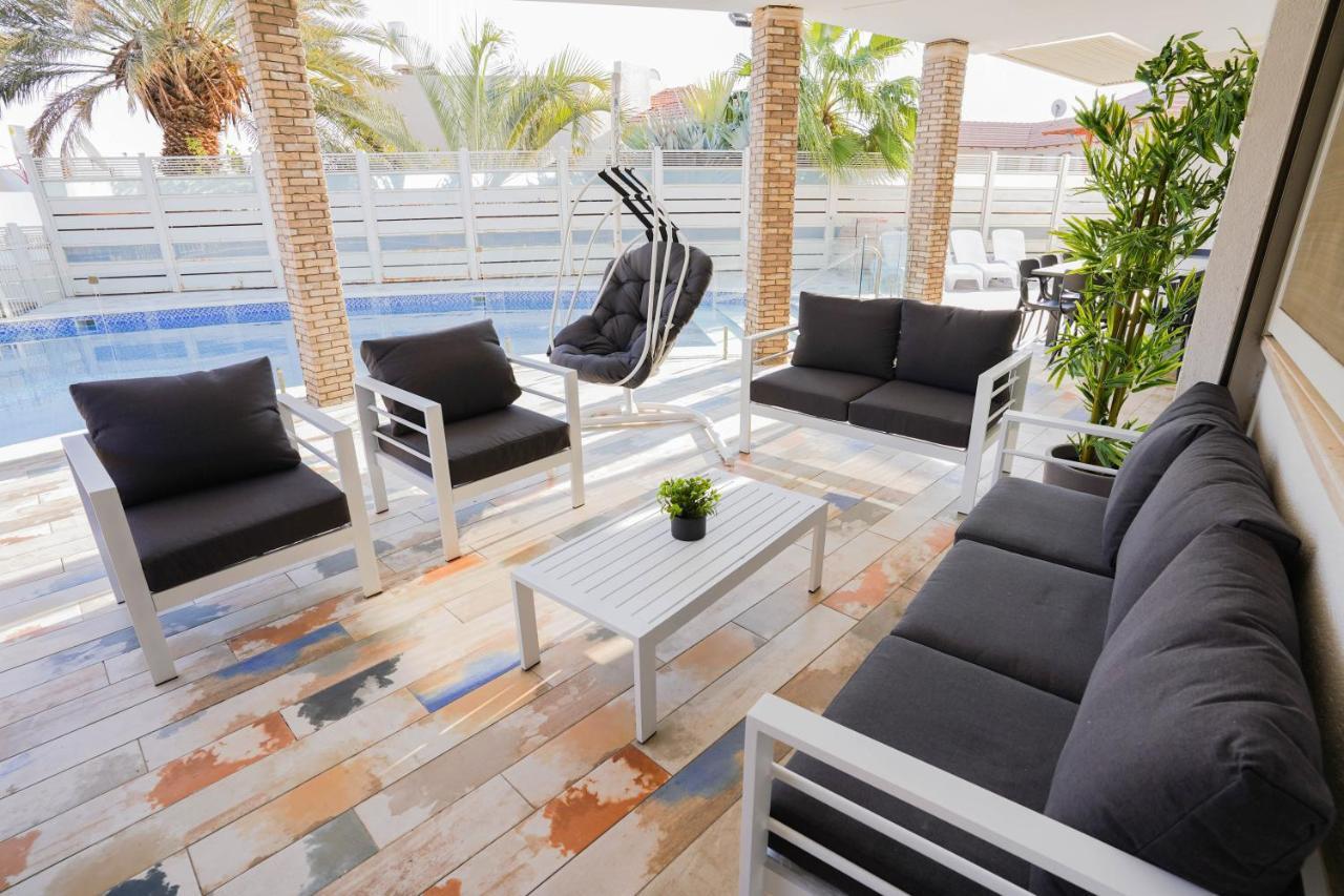 Yalarent Enorma Complex With Shared Heated Pool Appartement Eilat Buitenkant foto
