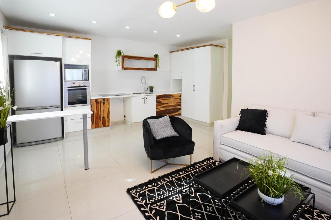 Yalarent Enorma Complex With Shared Heated Pool Appartement Eilat Buitenkant foto
