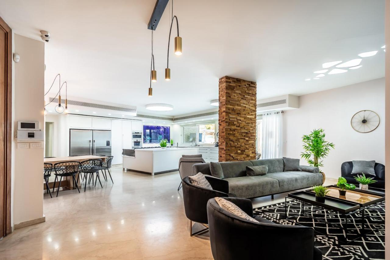 Yalarent Enorma Complex With Shared Heated Pool Appartement Eilat Buitenkant foto