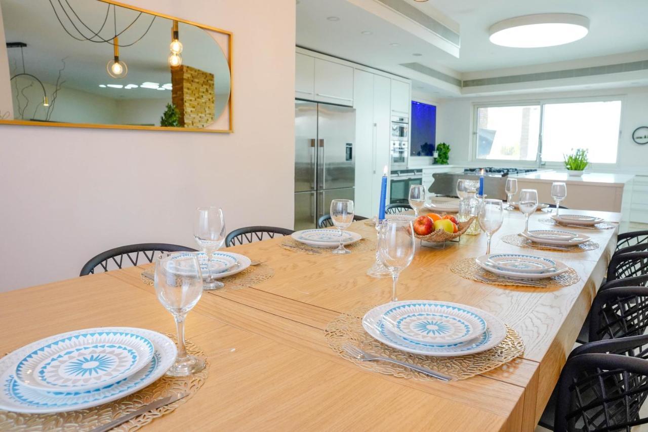 Yalarent Enorma Complex With Shared Heated Pool Appartement Eilat Buitenkant foto