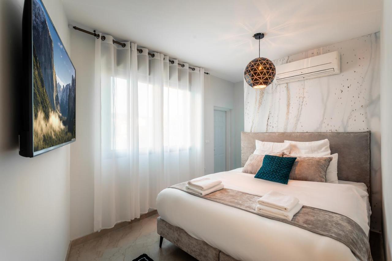 Yalarent Enorma Complex With Shared Heated Pool Appartement Eilat Buitenkant foto